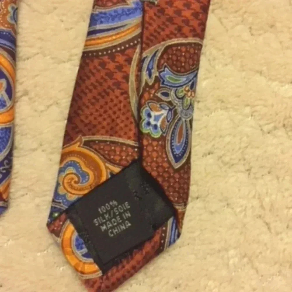 Geoffrey Beene Mens Silk Tie